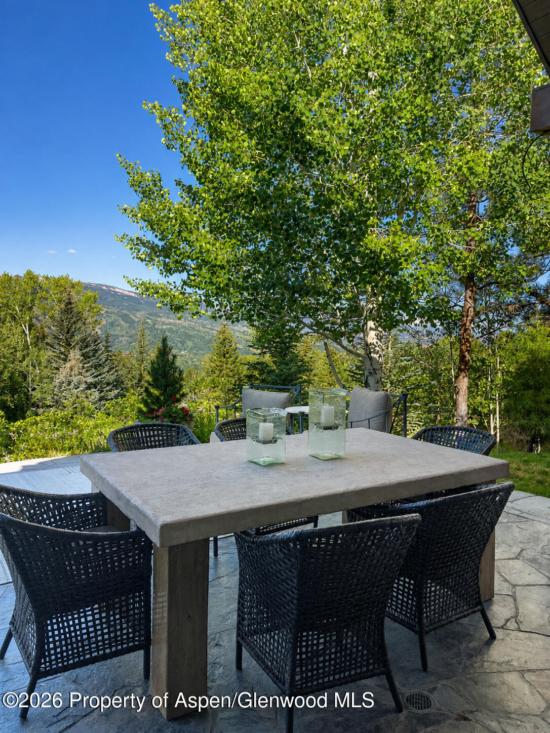 863 Hunter Creek Road