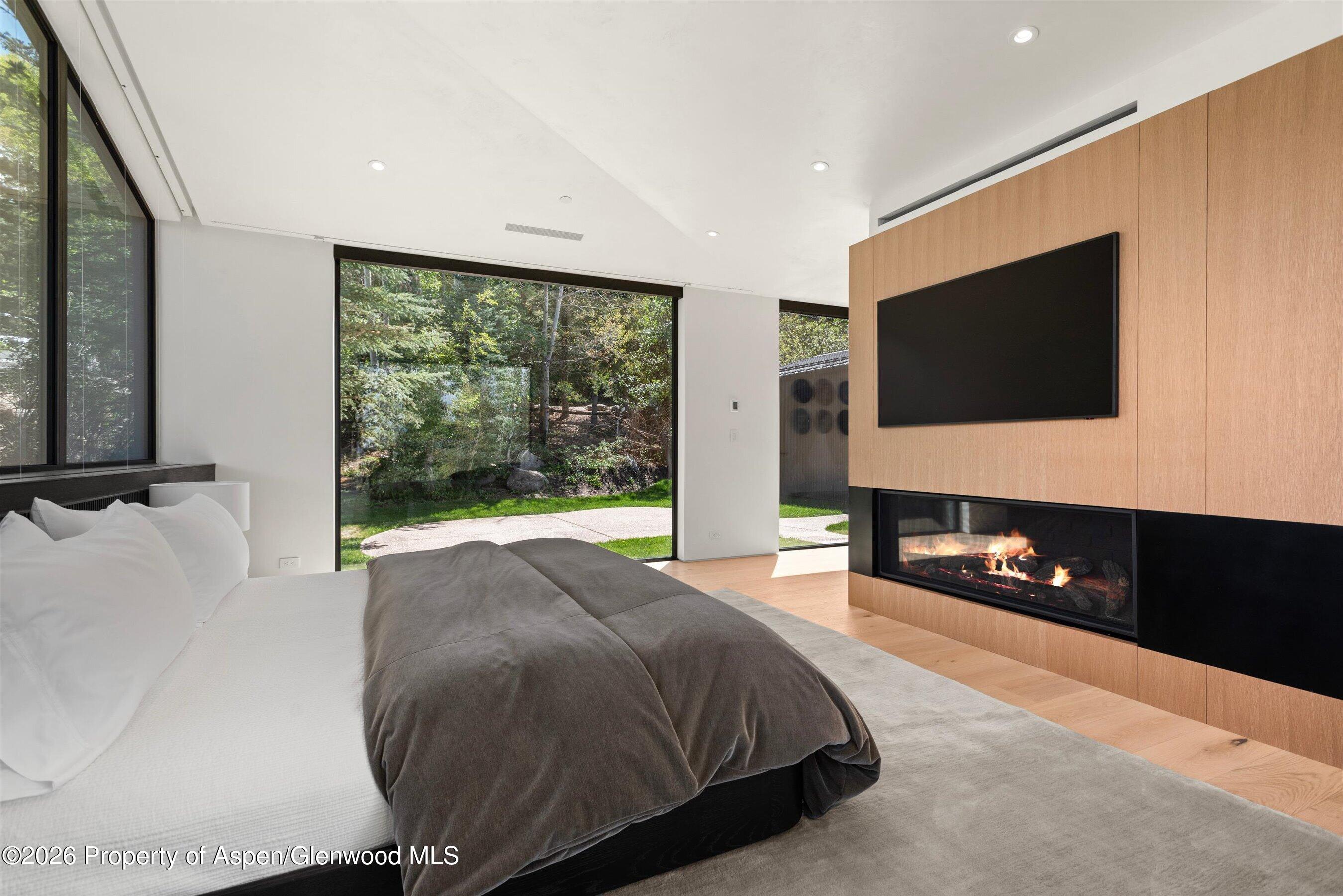264 Larkspur Lane