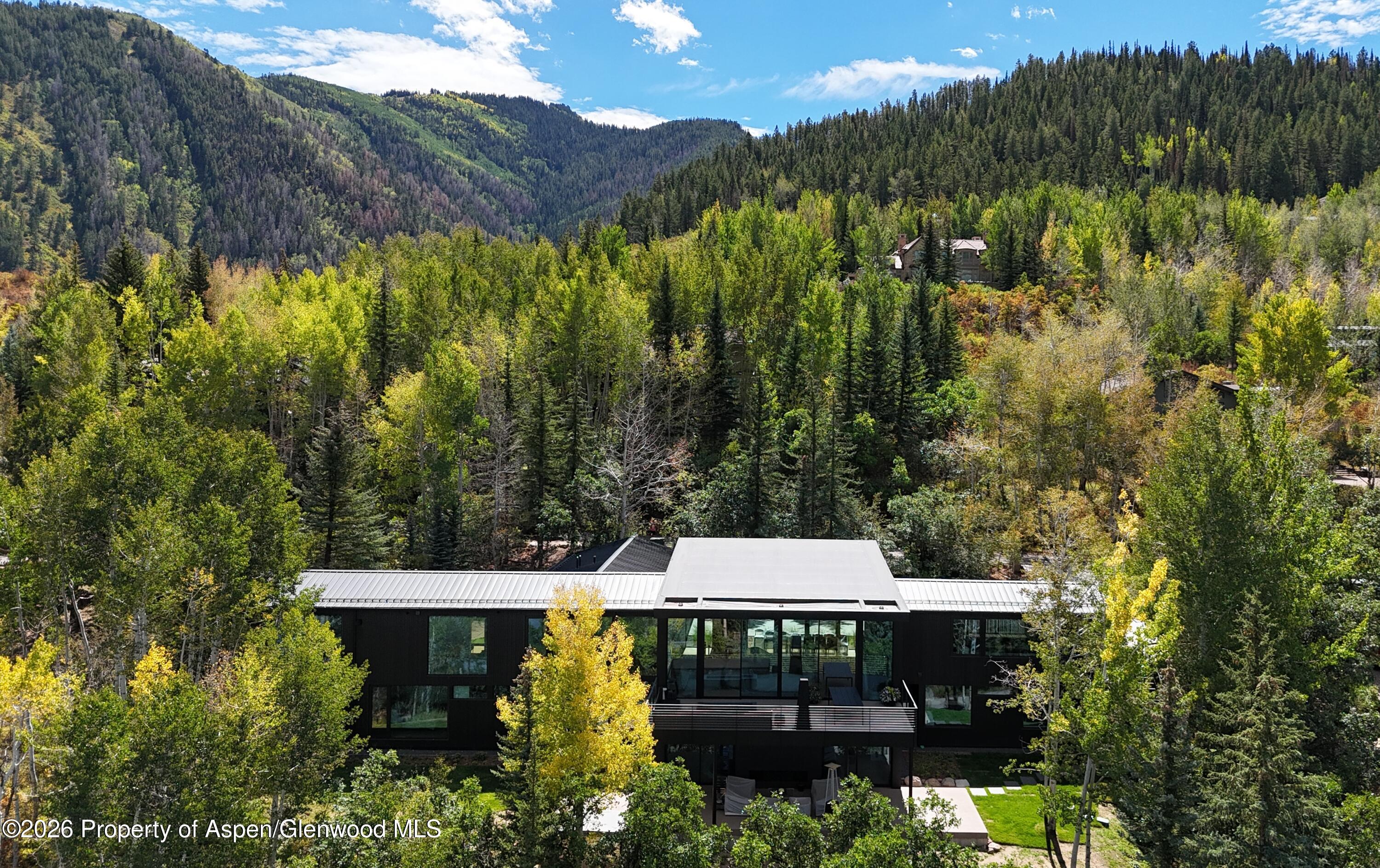 264 Larkspur Lane