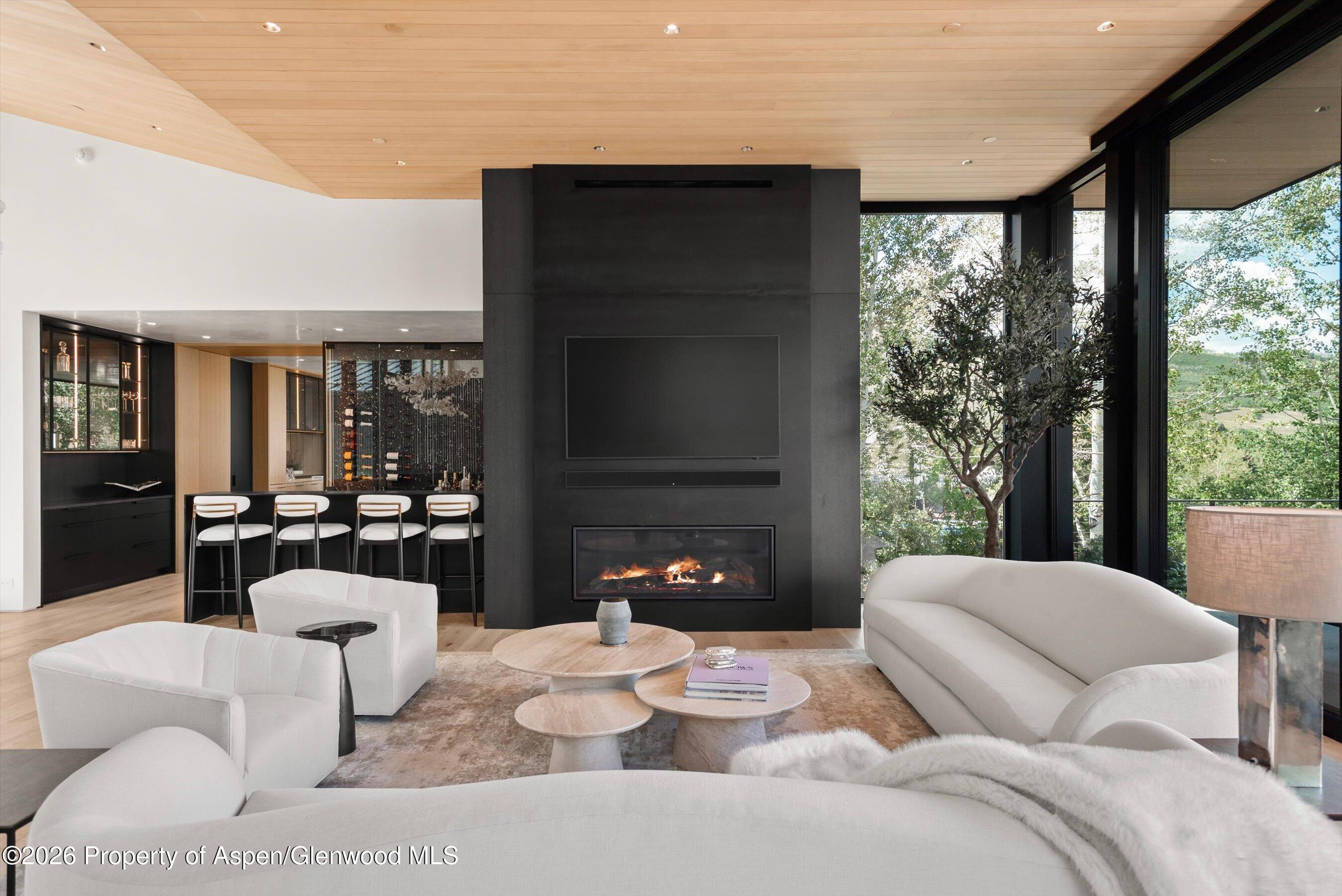 264 Larkspur Lane