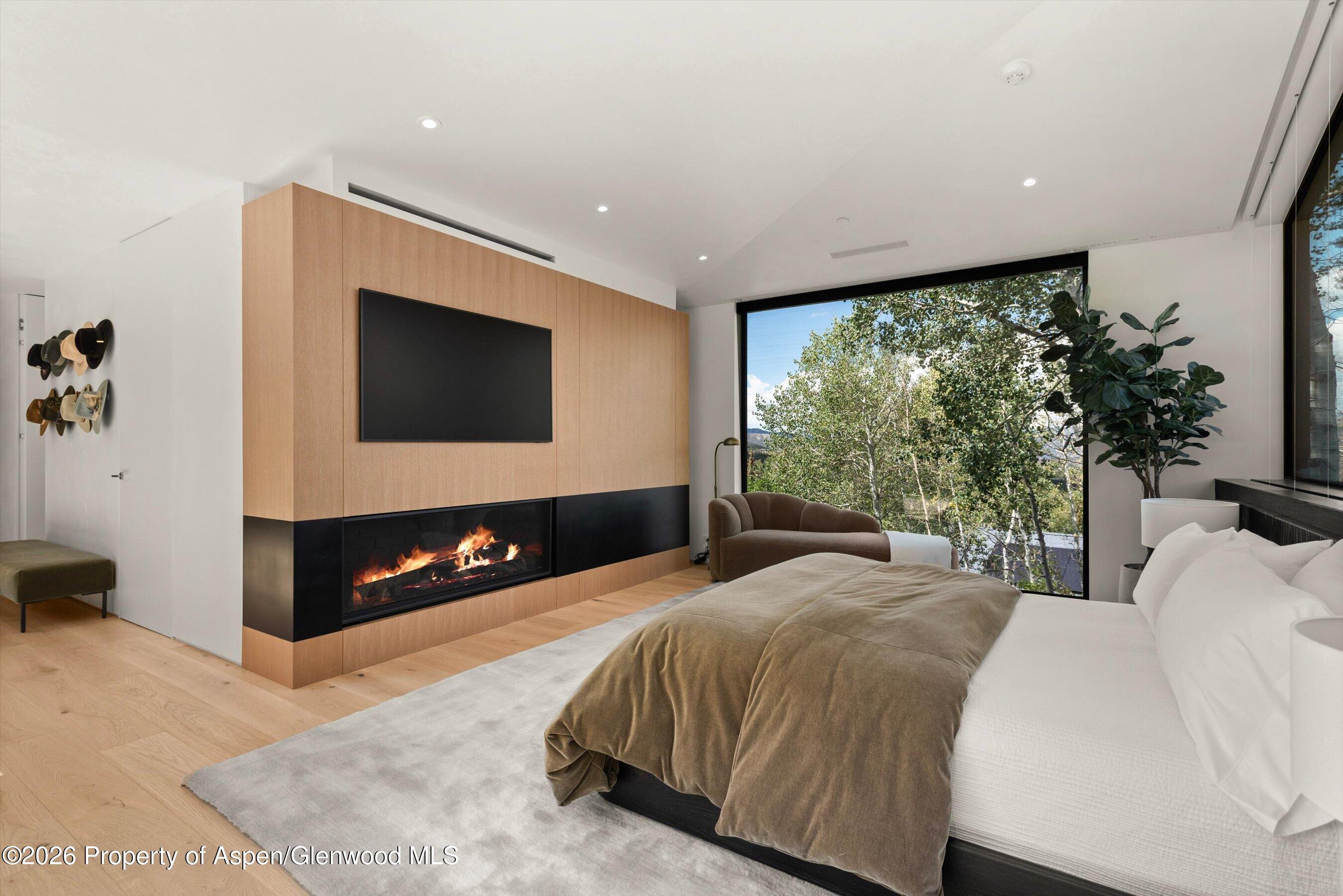264 Larkspur Lane