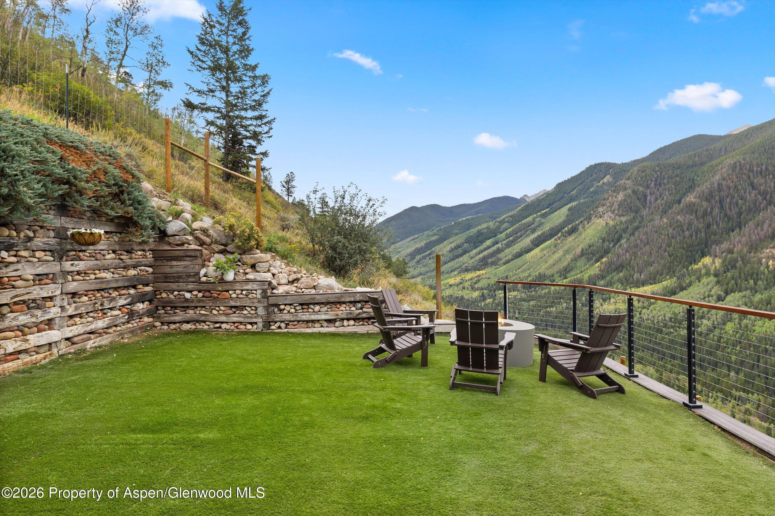 941 Little Annie Road