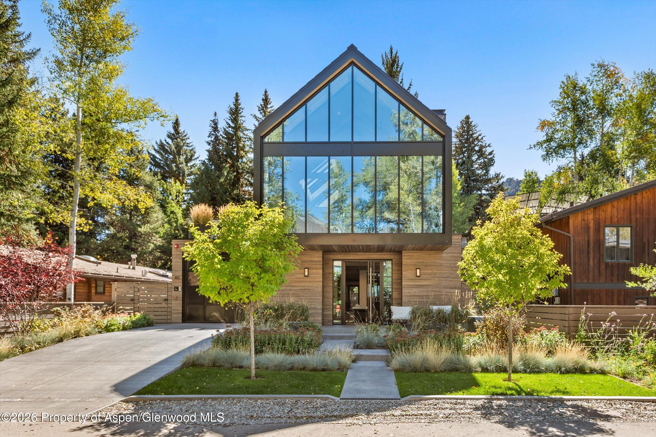 411 Pearl Court