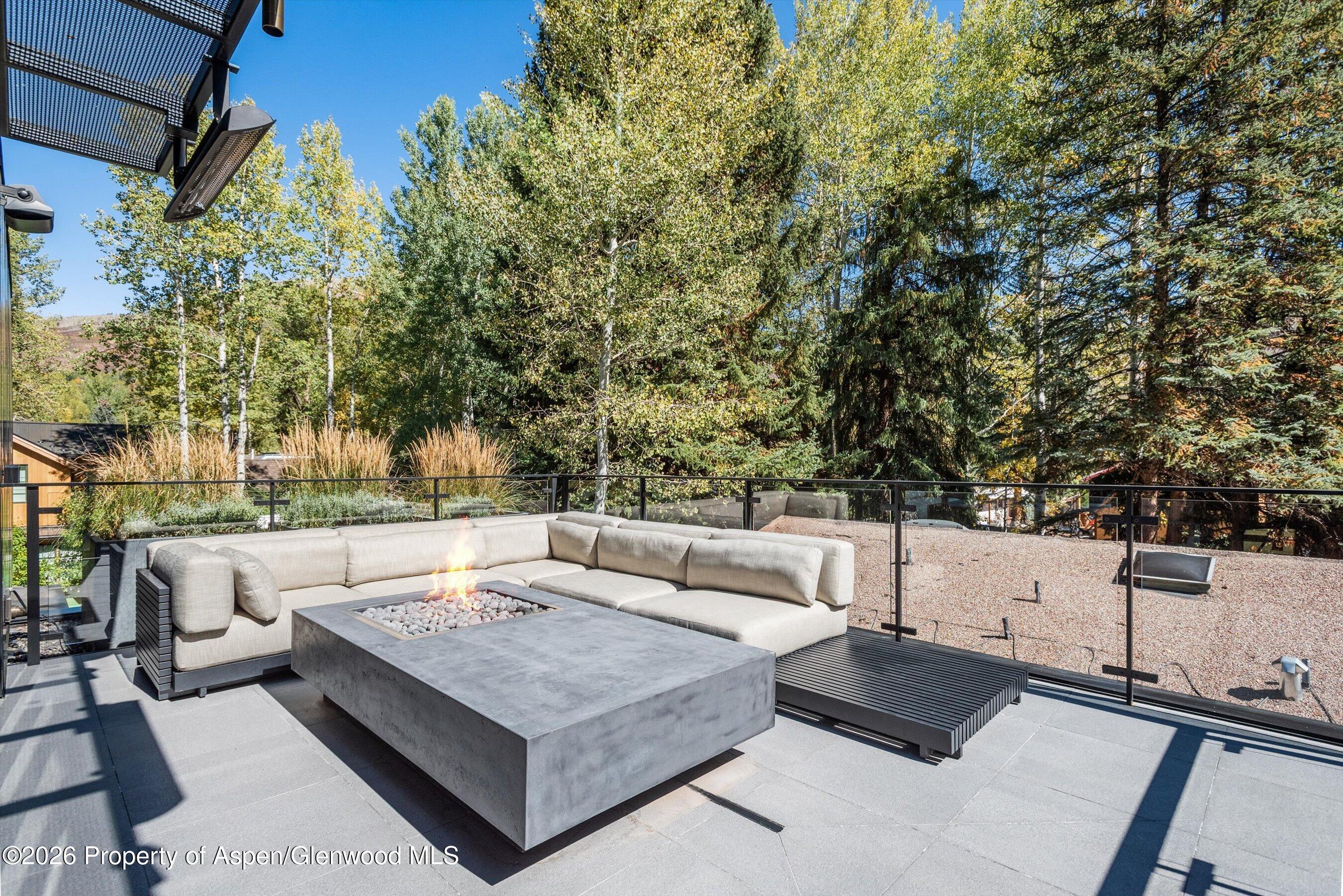 411 Pearl Court