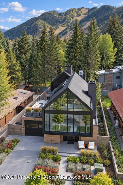411 Pearl Court