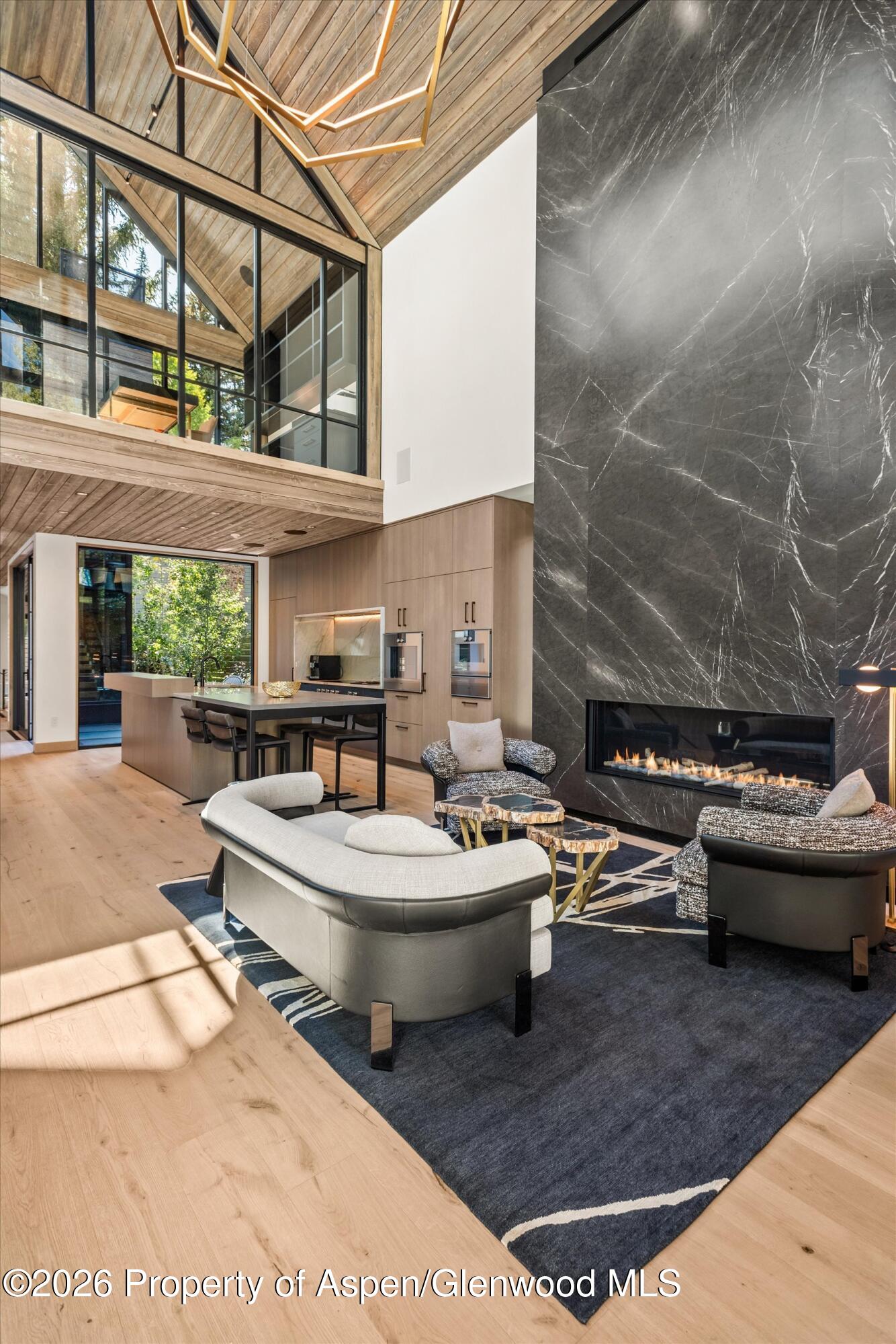 411 Pearl Court