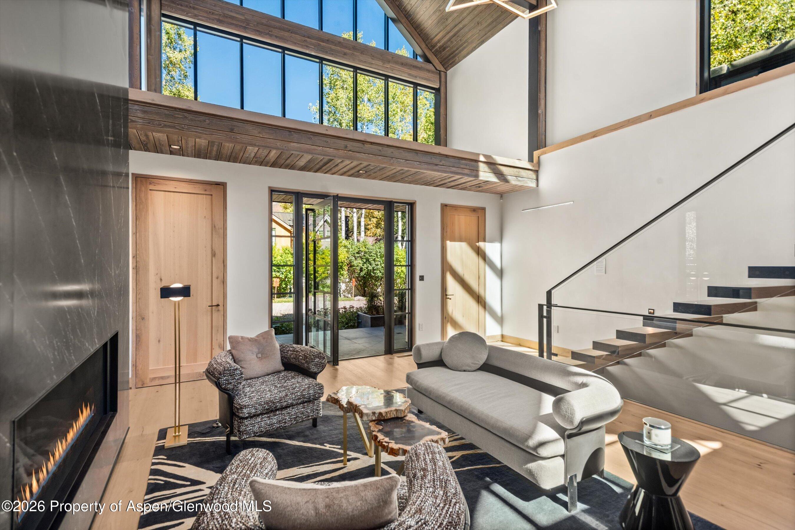 411 Pearl Court