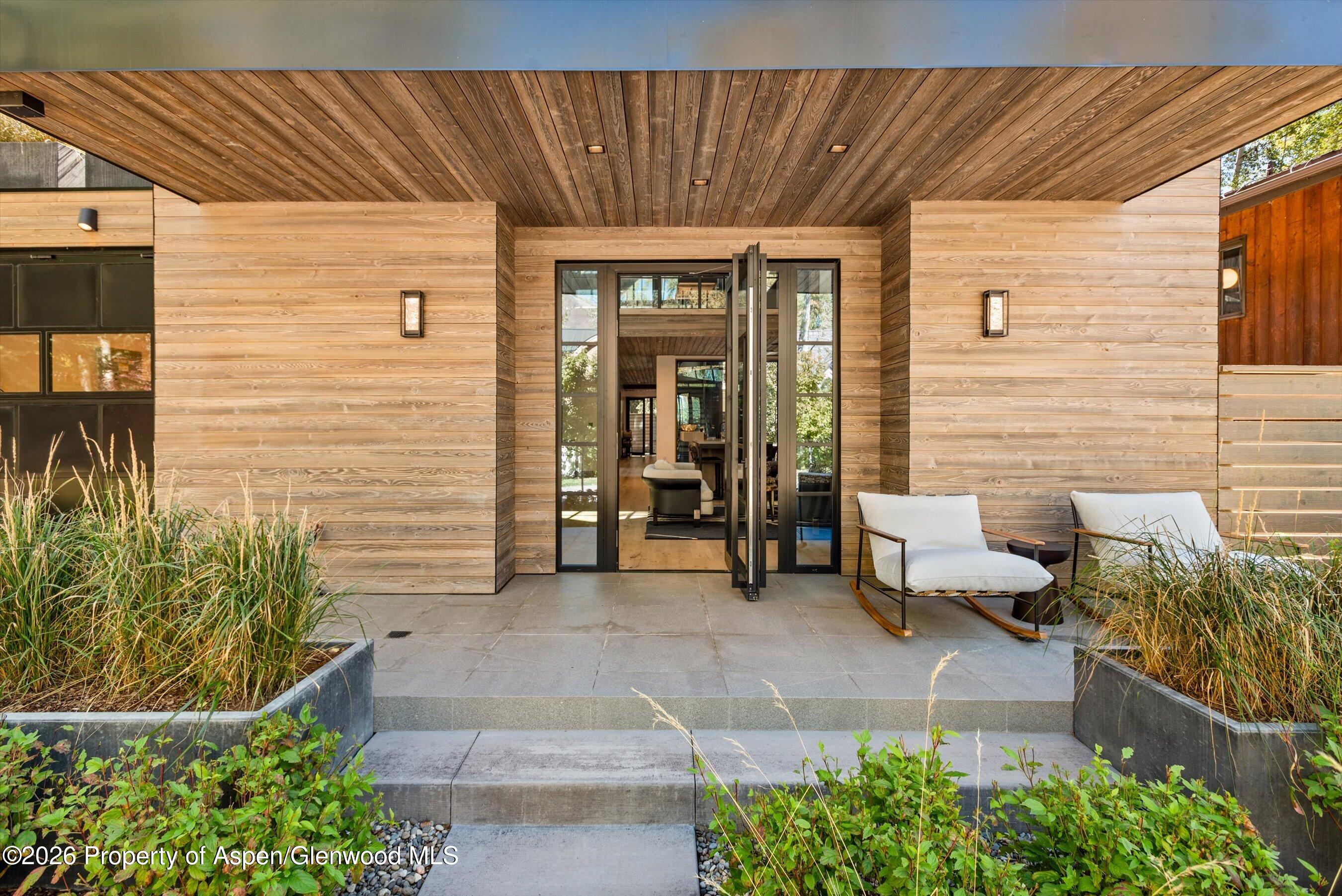 411 Pearl Court