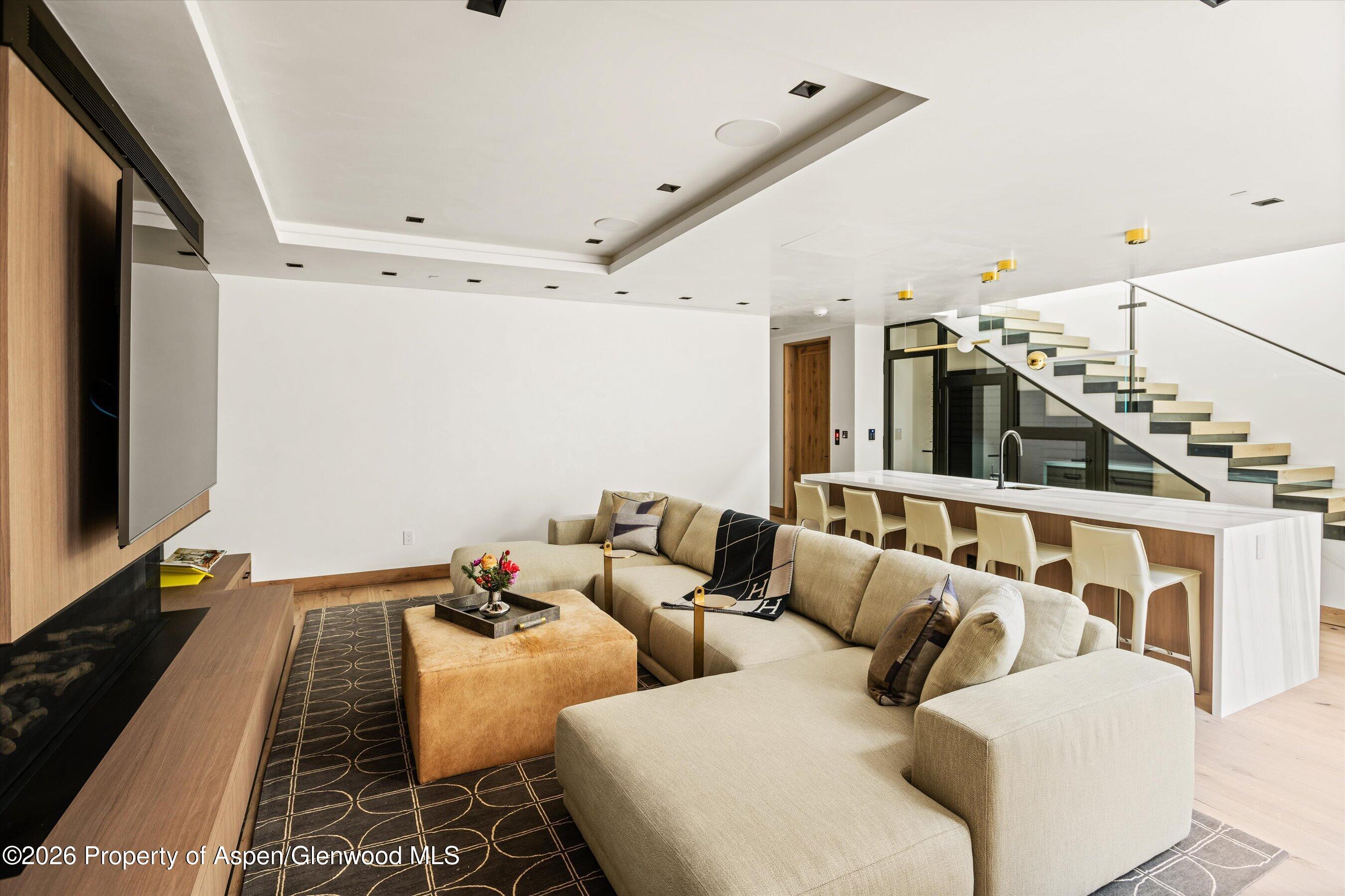 411 Pearl Court