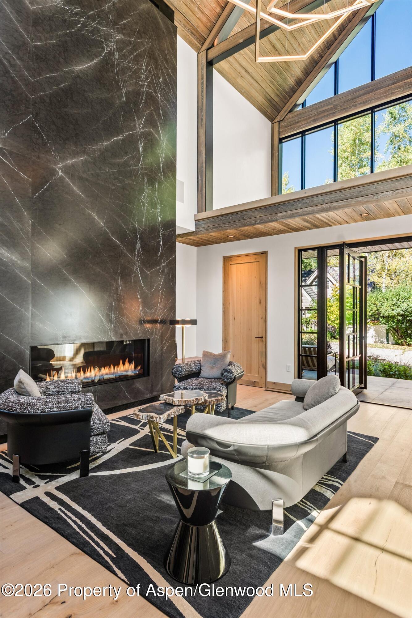411 Pearl Court