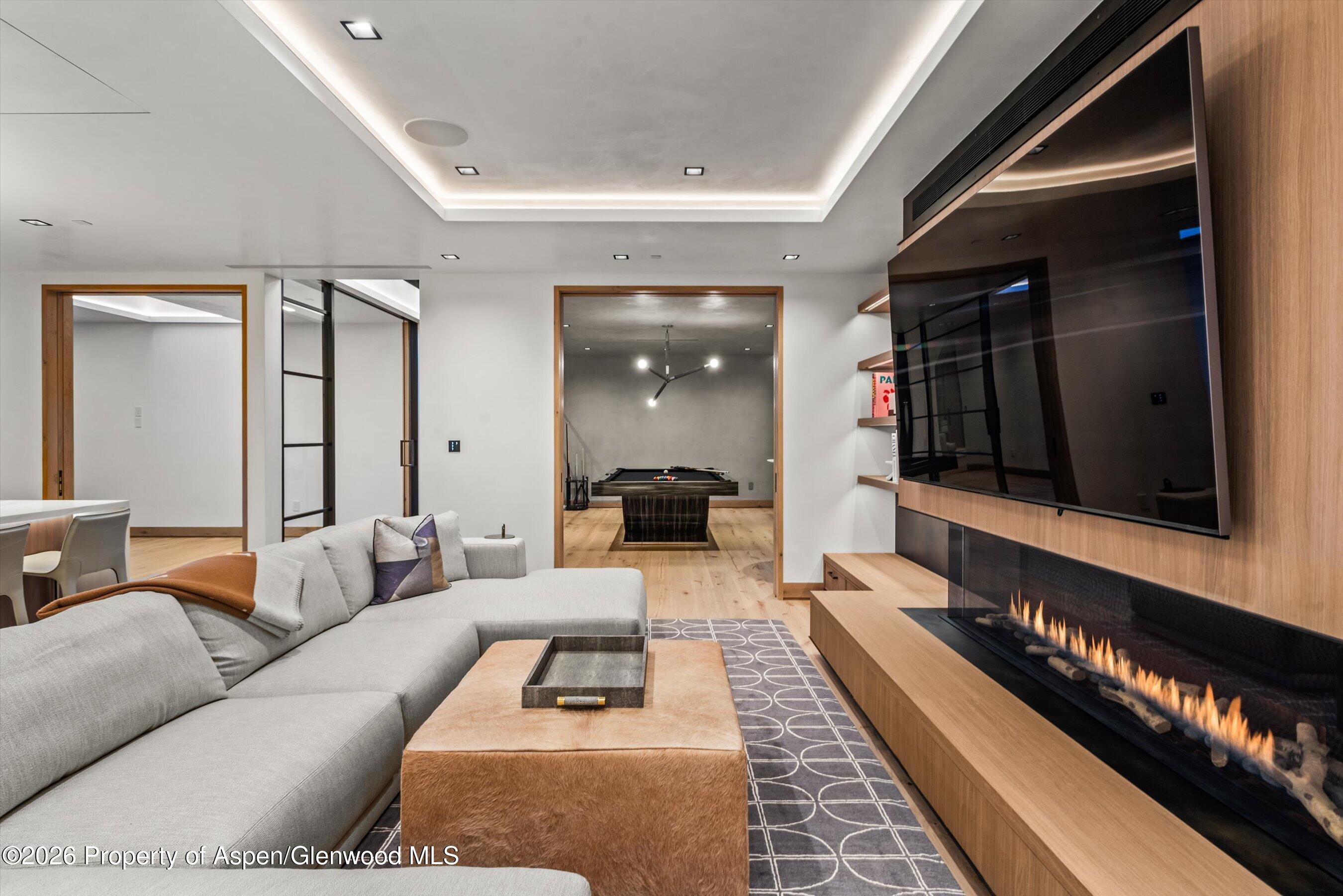 411 Pearl Court