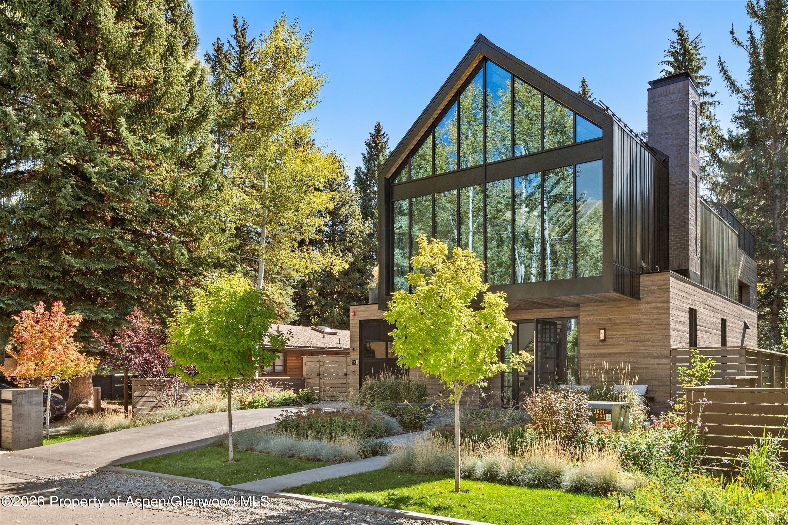 411 Pearl Court