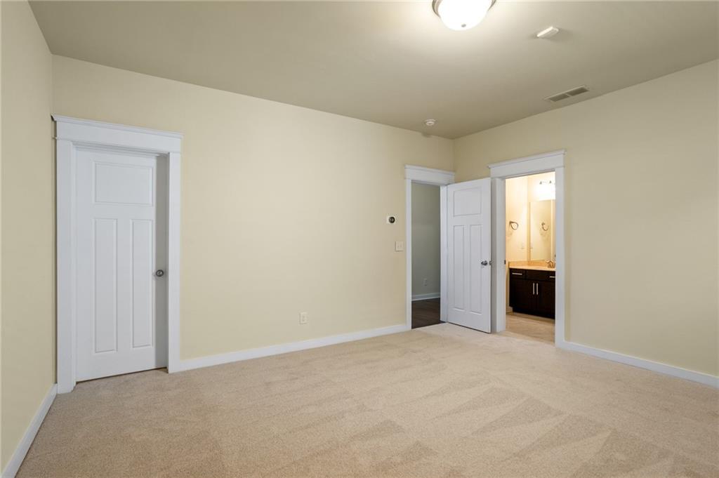 1566 Roswell Street SE