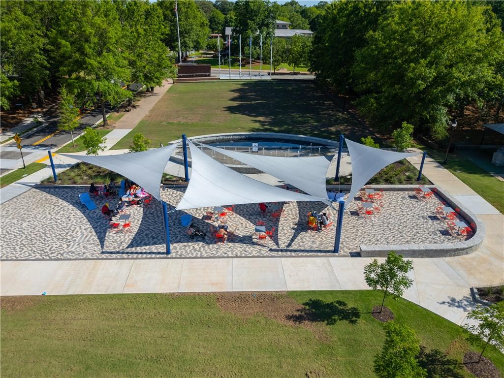 1566 Roswell Street SE