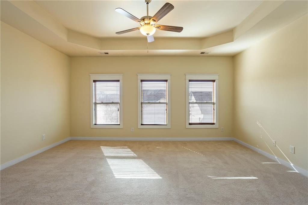 1566 Roswell Street SE