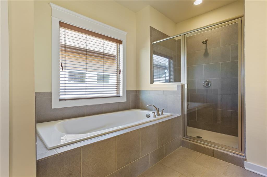 1566 Roswell Street SE