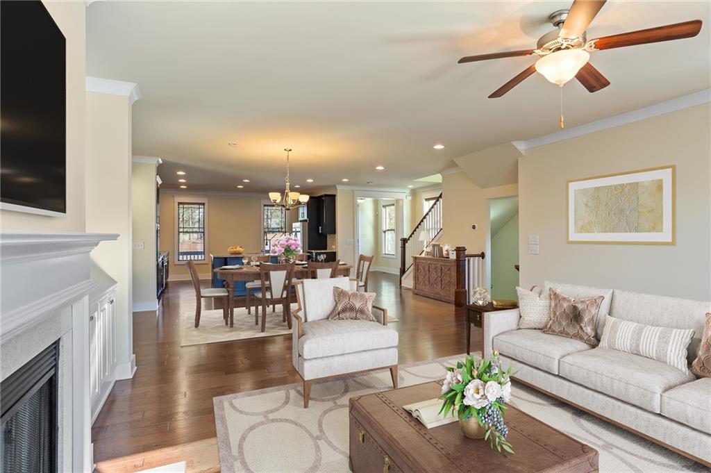 1566 Roswell Street SE