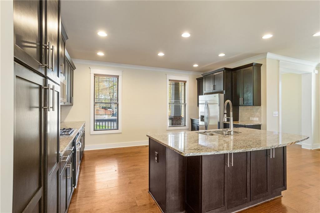 1566 Roswell Street SE