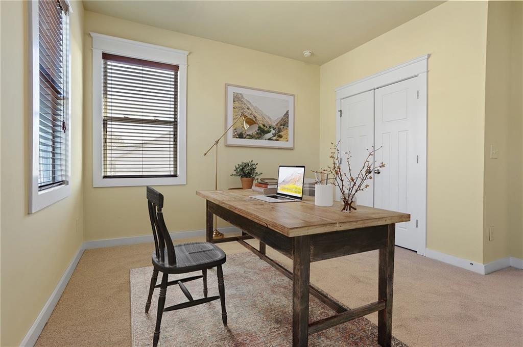 1566 Roswell Street SE