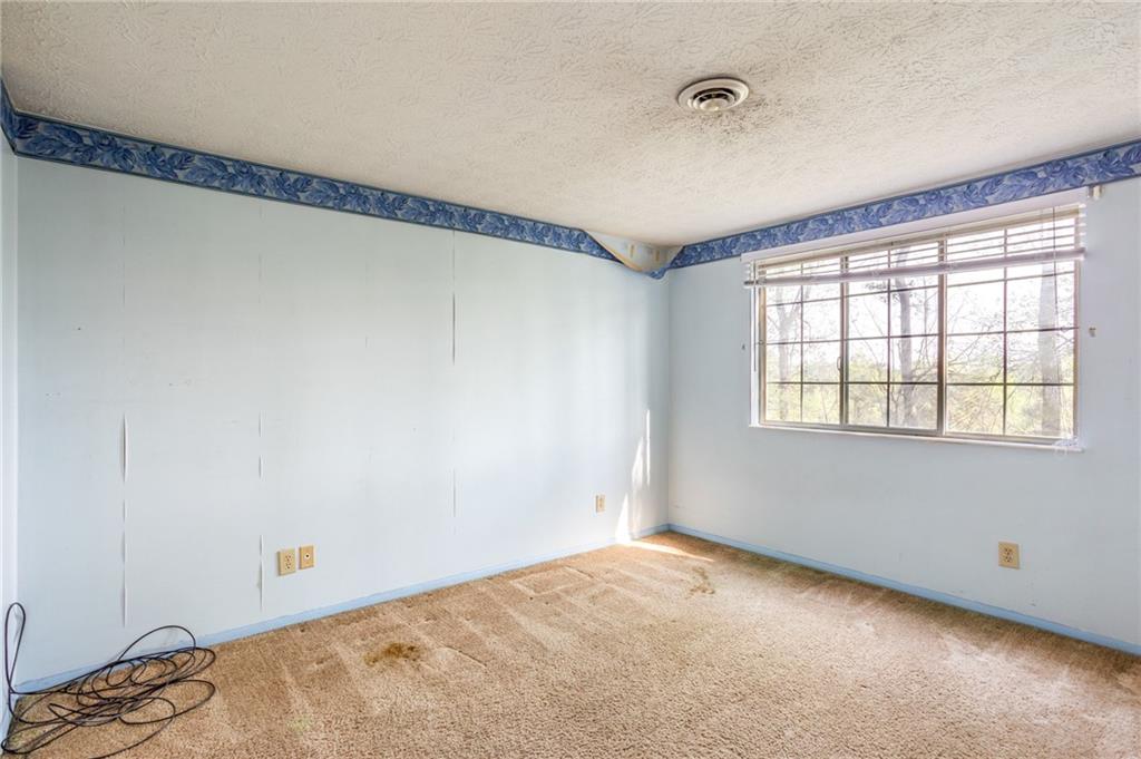 5420 Robin Hill Court