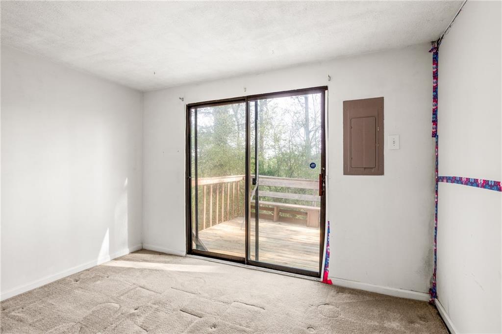 5420 Robin Hill Court