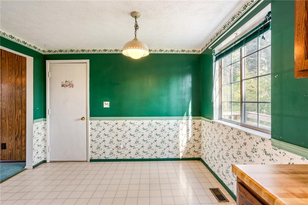 5420 Robin Hill Court