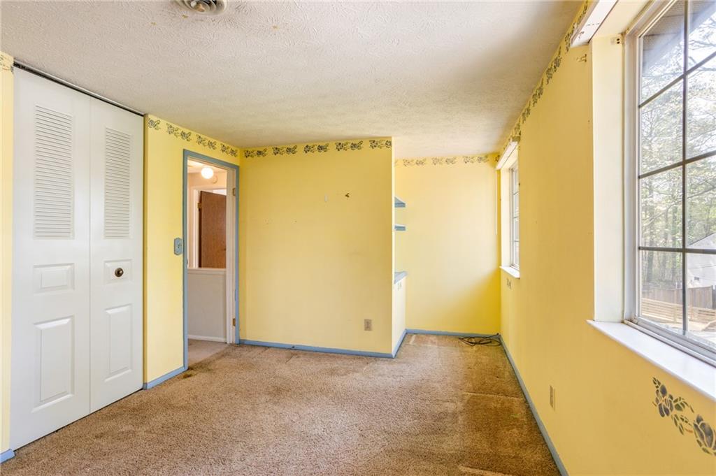 5420 Robin Hill Court