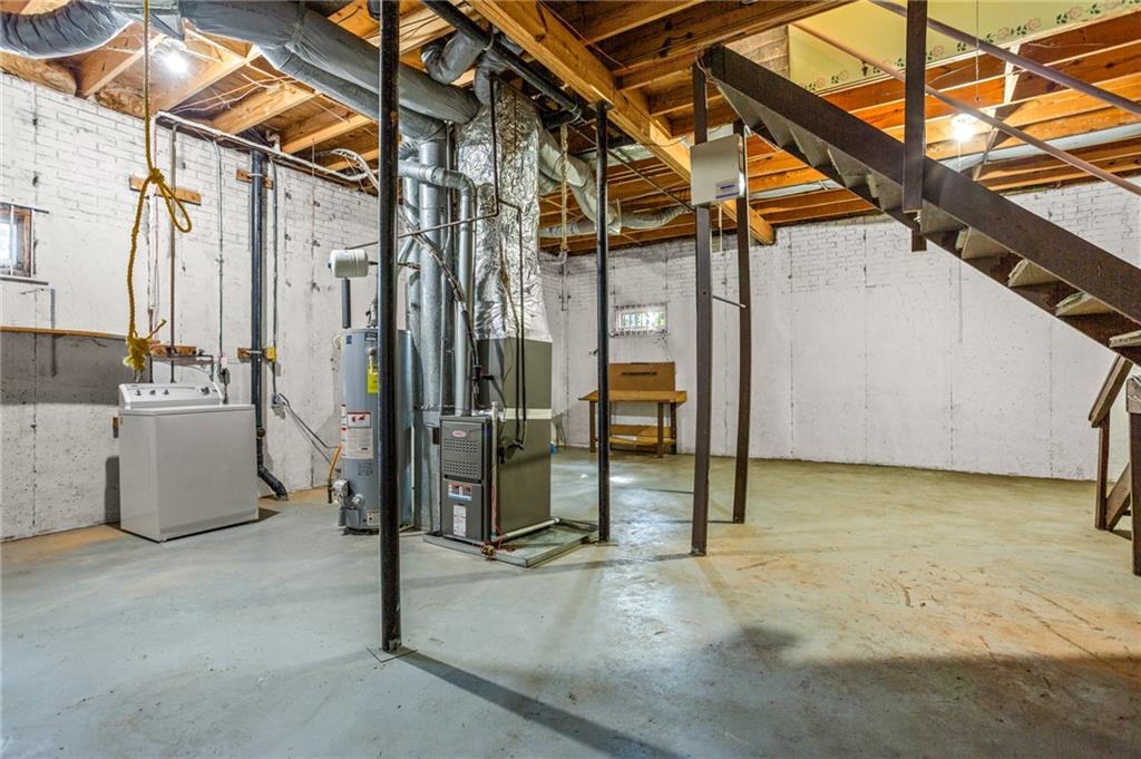 5420 Robin Hill Court