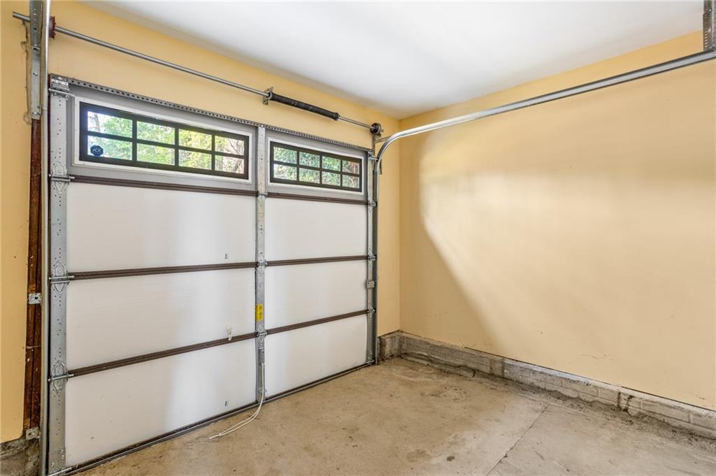 5420 Robin Hill Court