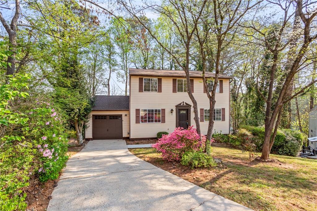 5420 Robin Hill Court