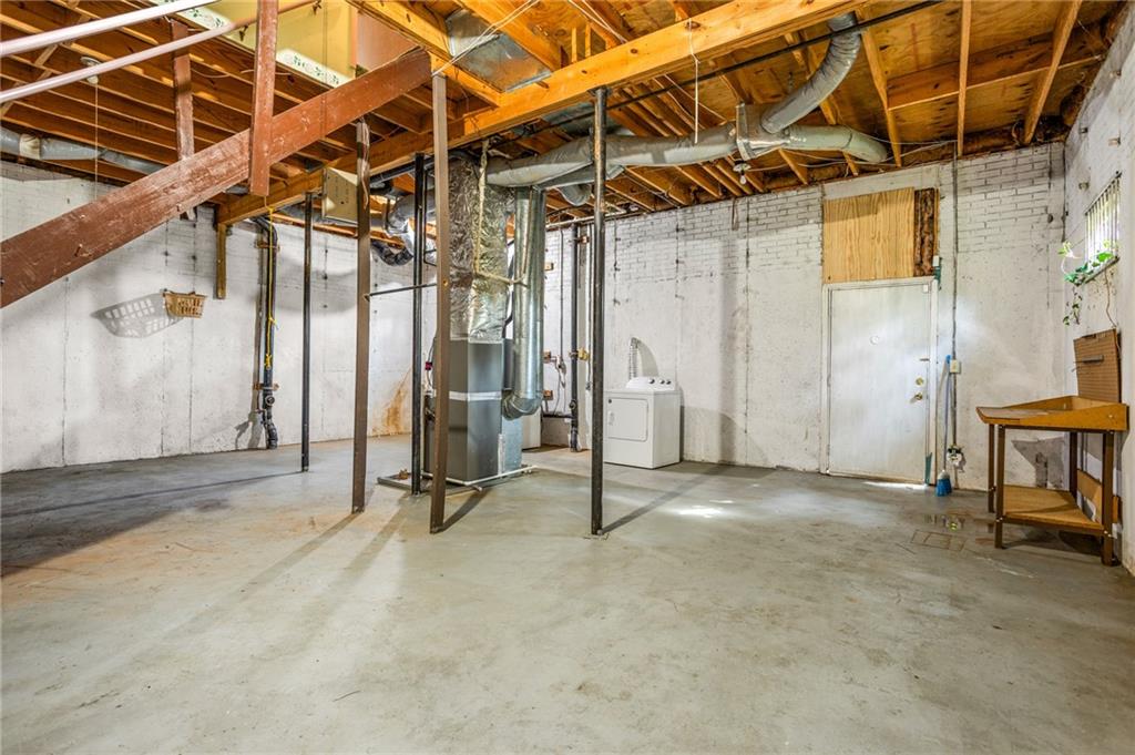 5420 Robin Hill Court