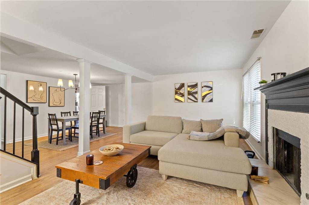 874 Baltimore Place SW