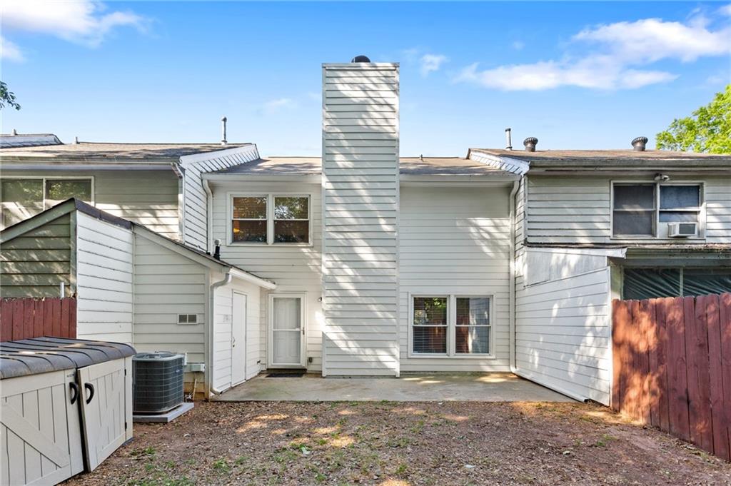 874 Baltimore Place SW