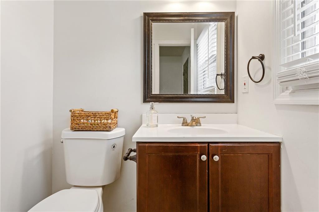 874 Baltimore Place SW