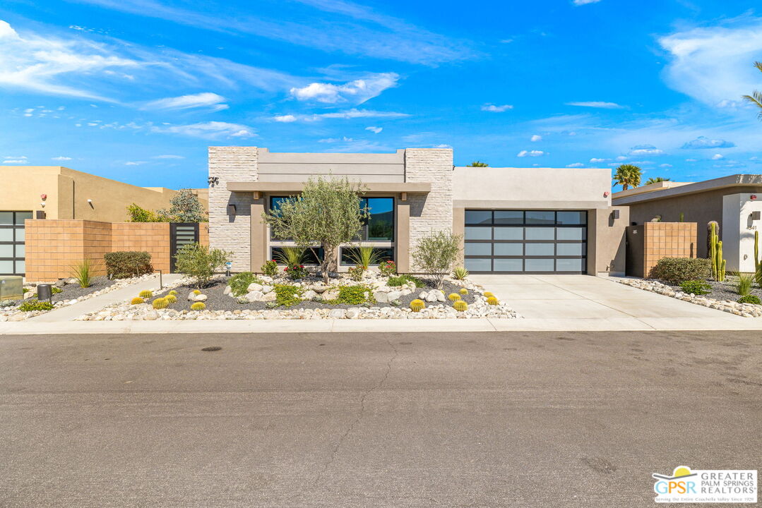 4321 Lumina Way