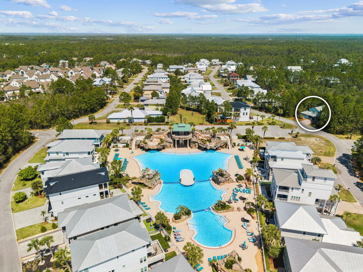 14 Breezeway Boulevard