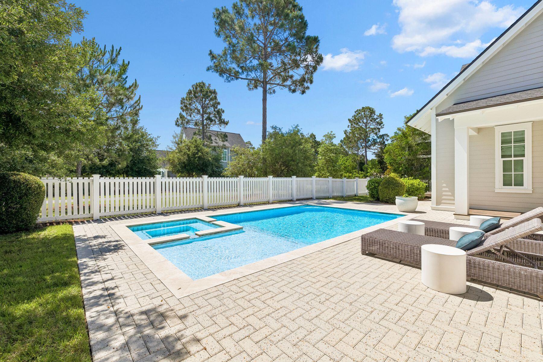 168 N Splash Drive