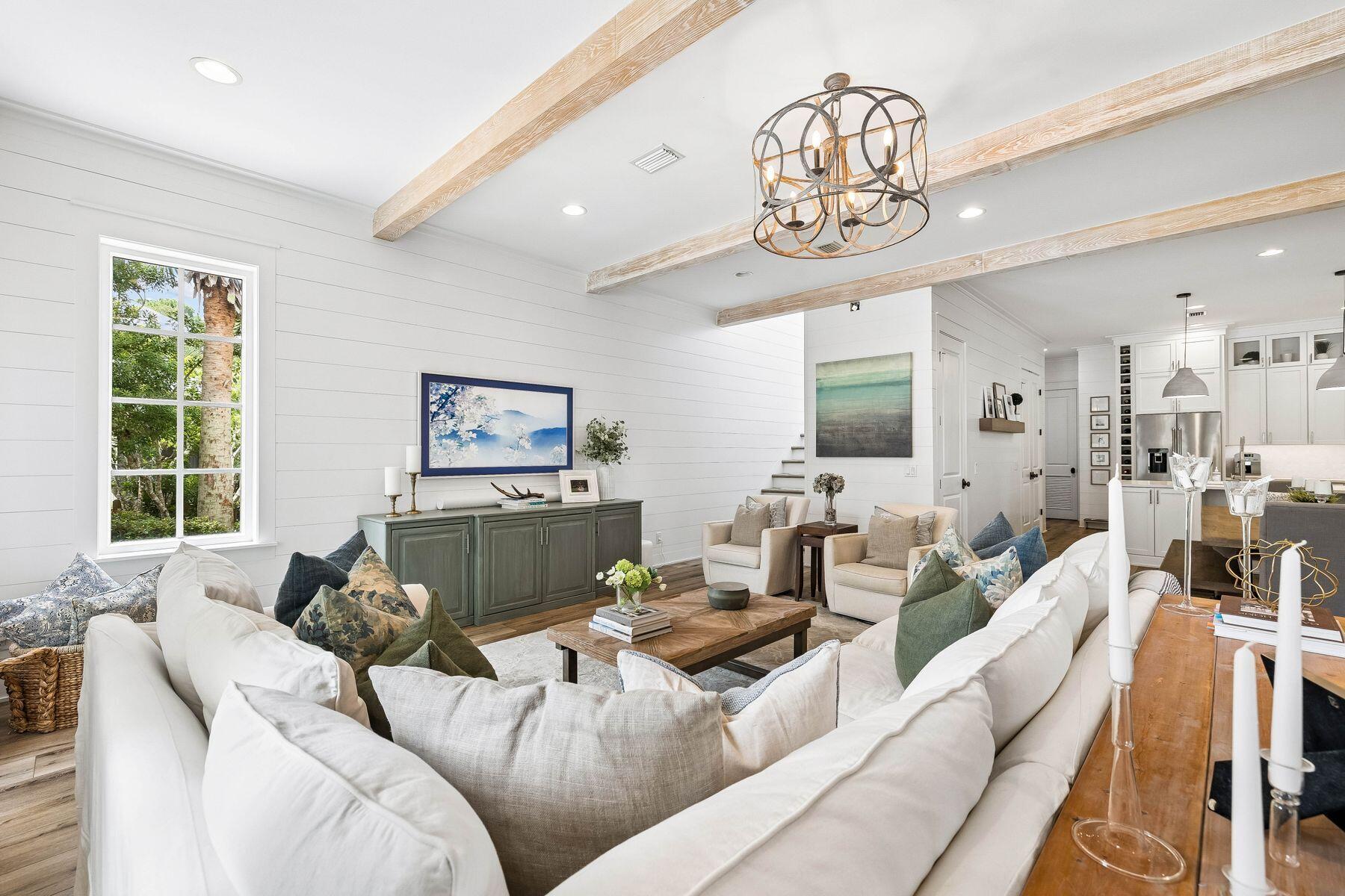 501 Carson Oaks Lane