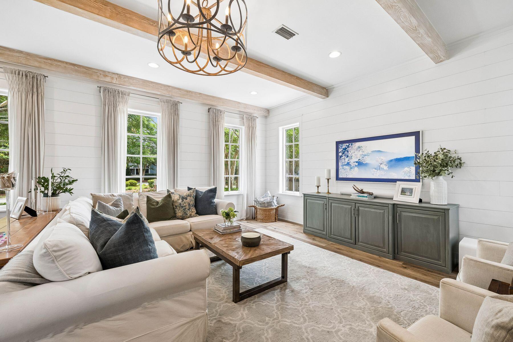 501 Carson Oaks Lane