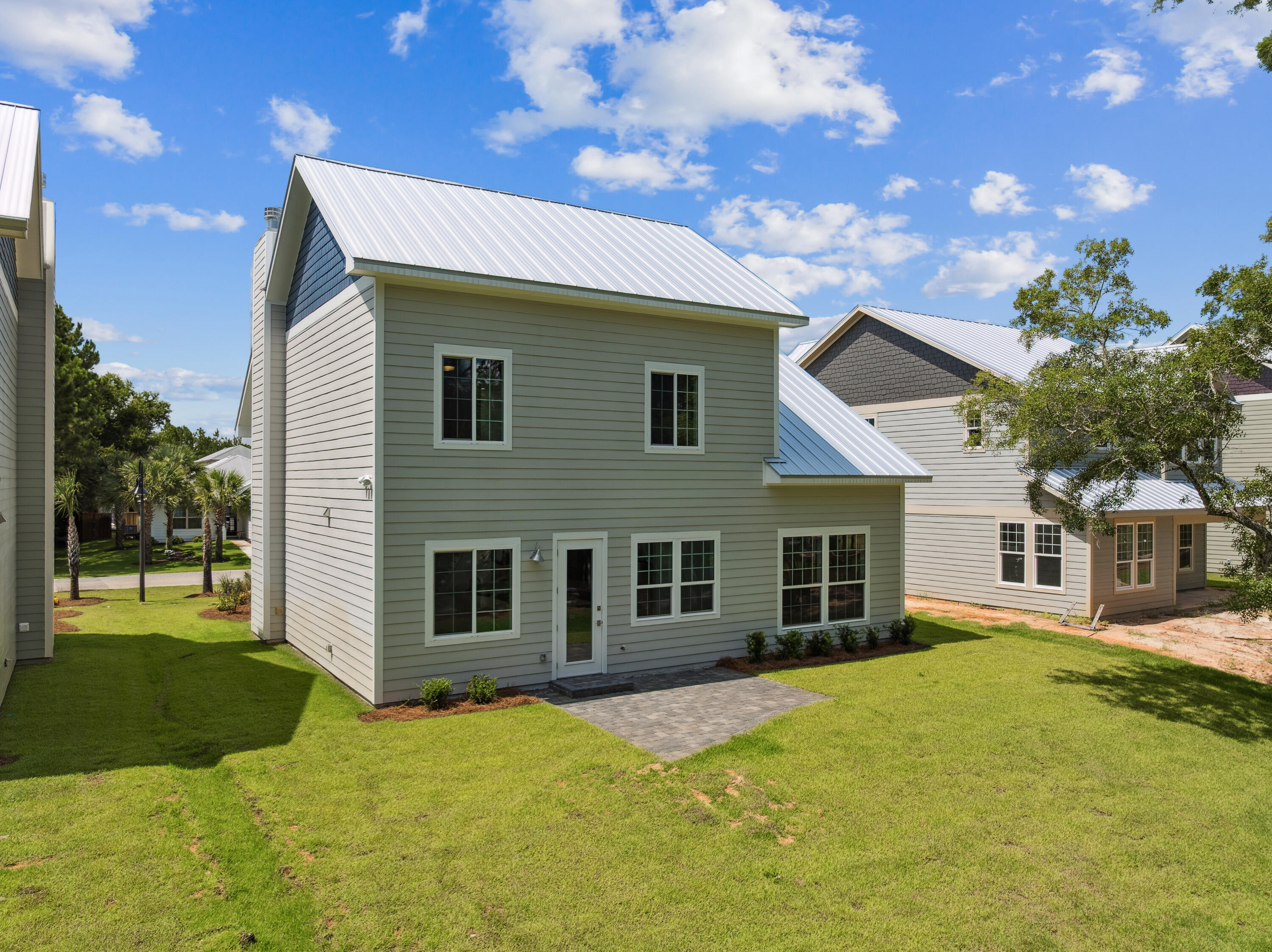 2025 W Hewett Road