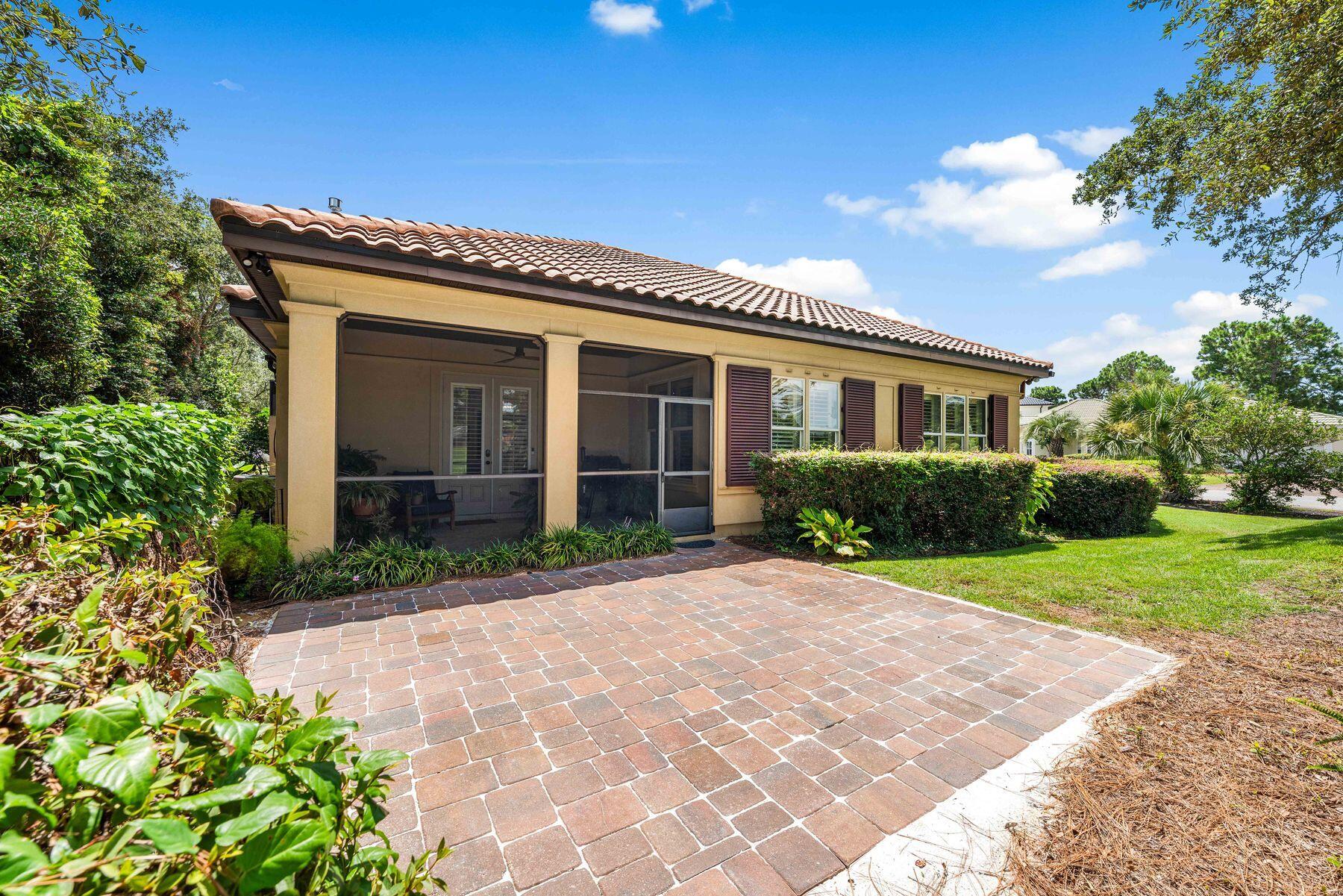 25 Garnet Place