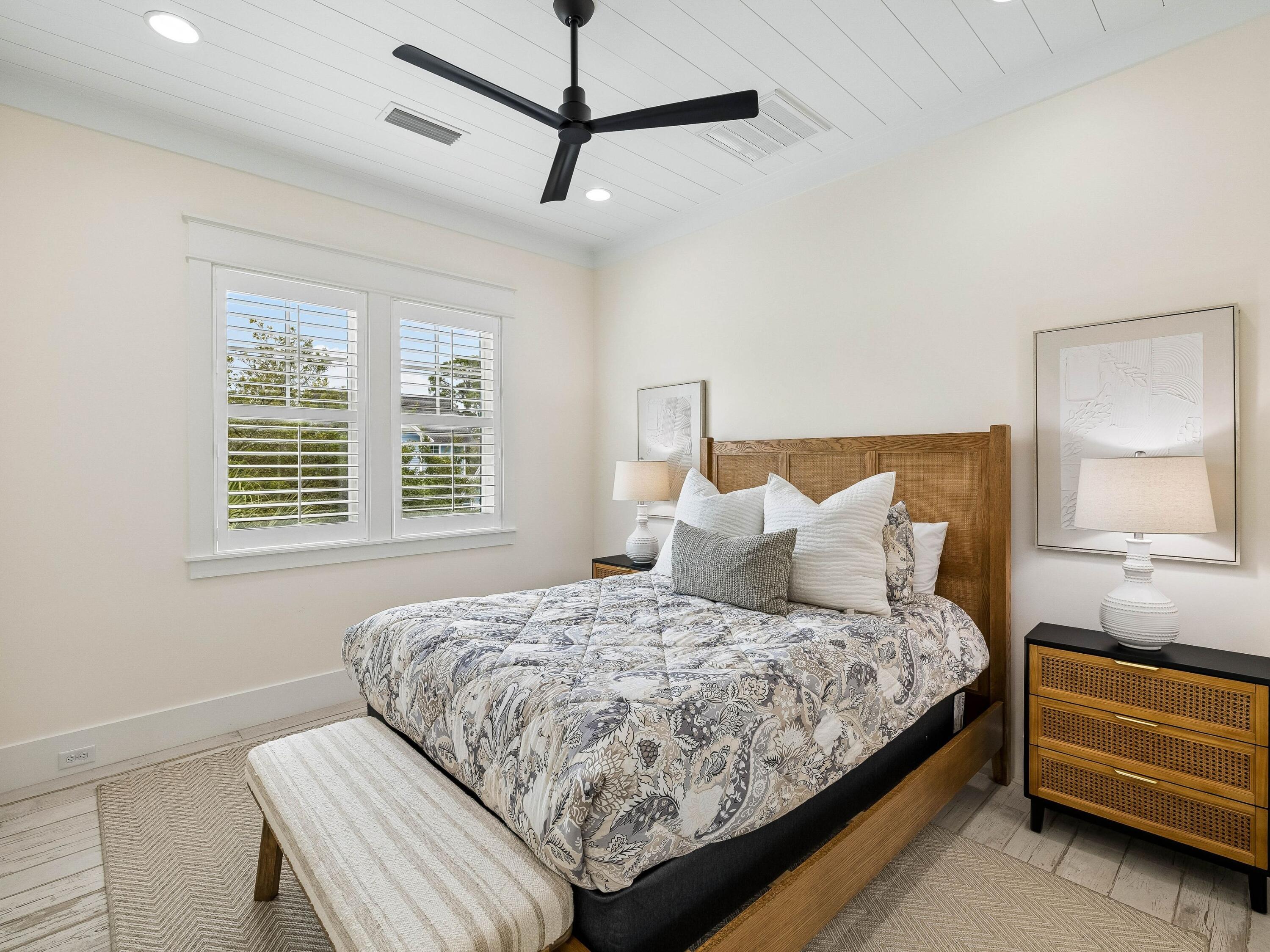9 Bowline Aly