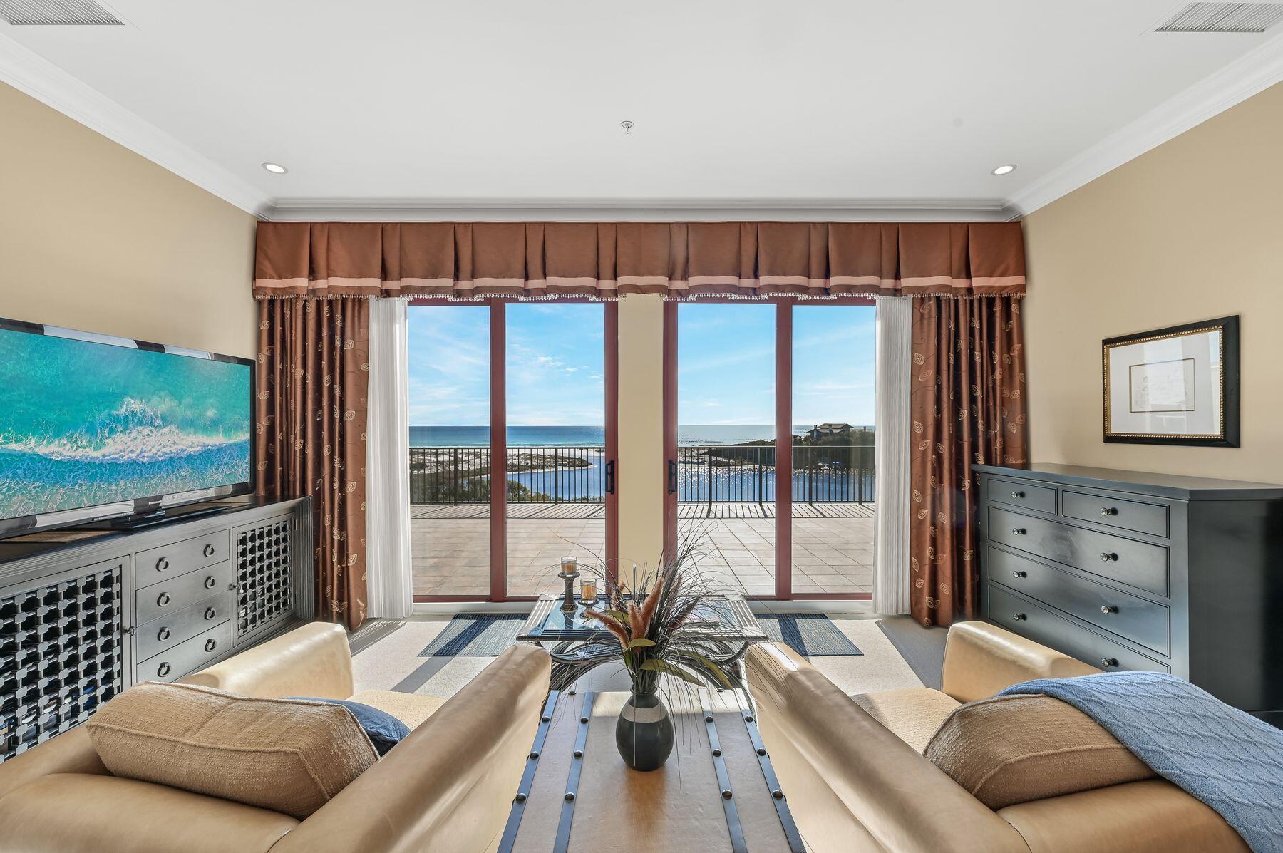 1363 W County Highway 30A, UNIT 3103