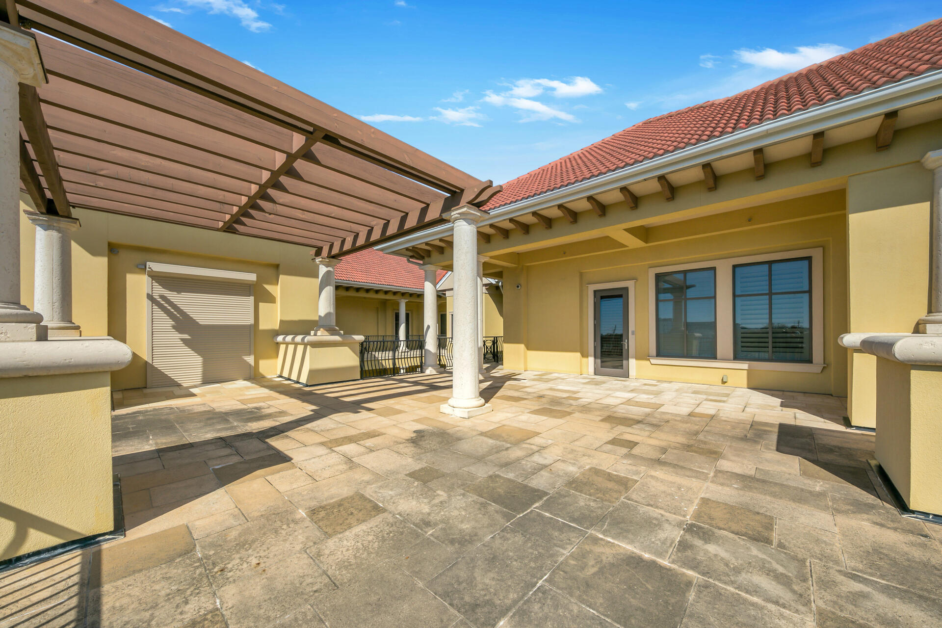 4405 W Commons Drive