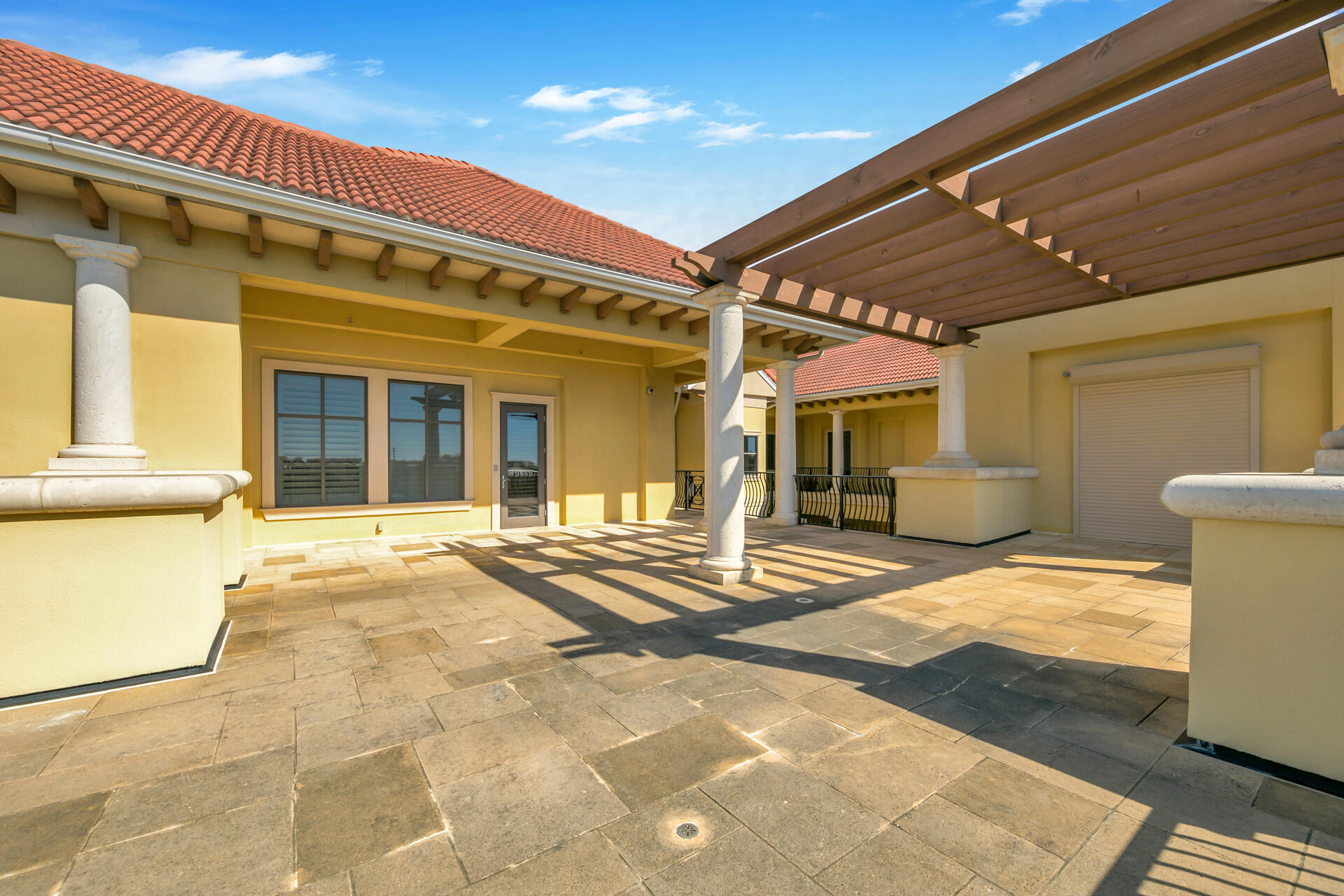 4405 W Commons Drive