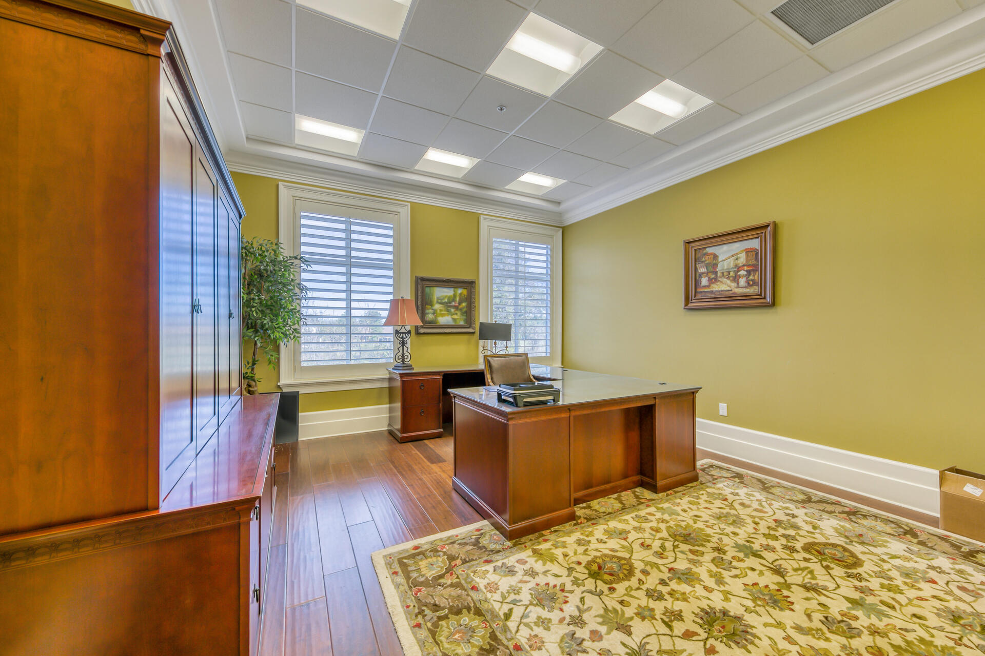 4405 W Commons Drive