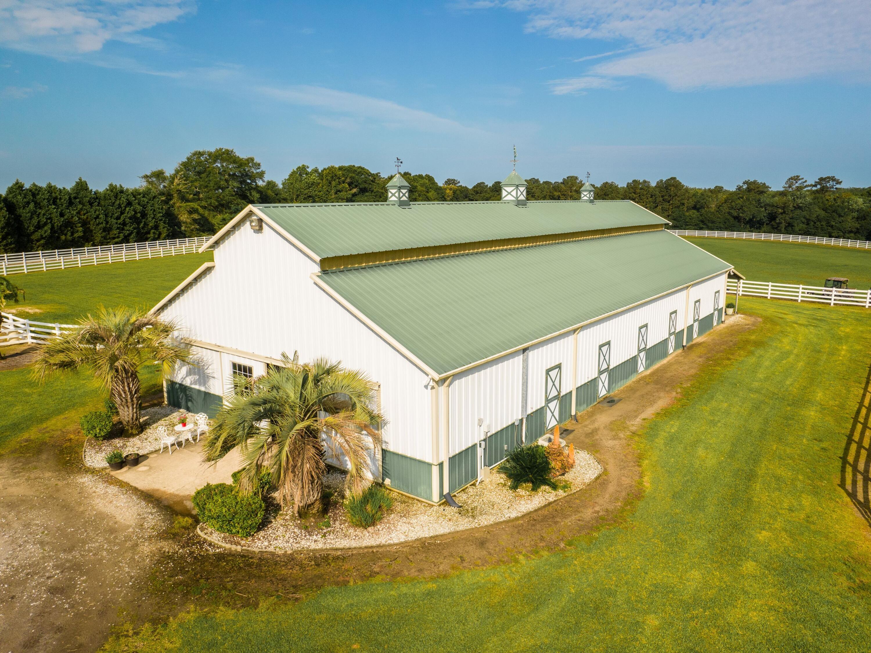 5676 W State Highway 2, DeFuniak Springs