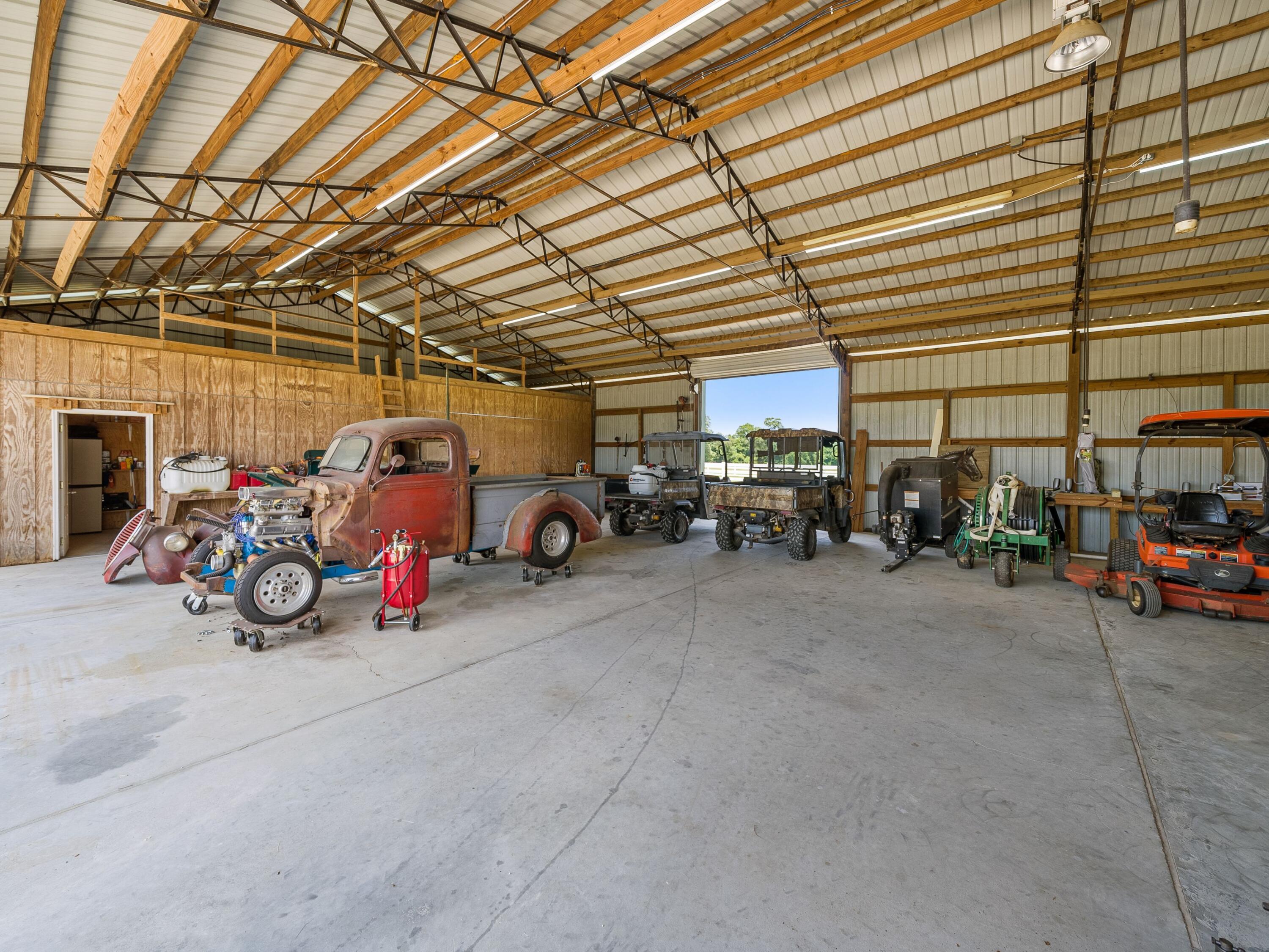 5676 W State Highway 2, DeFuniak Springs