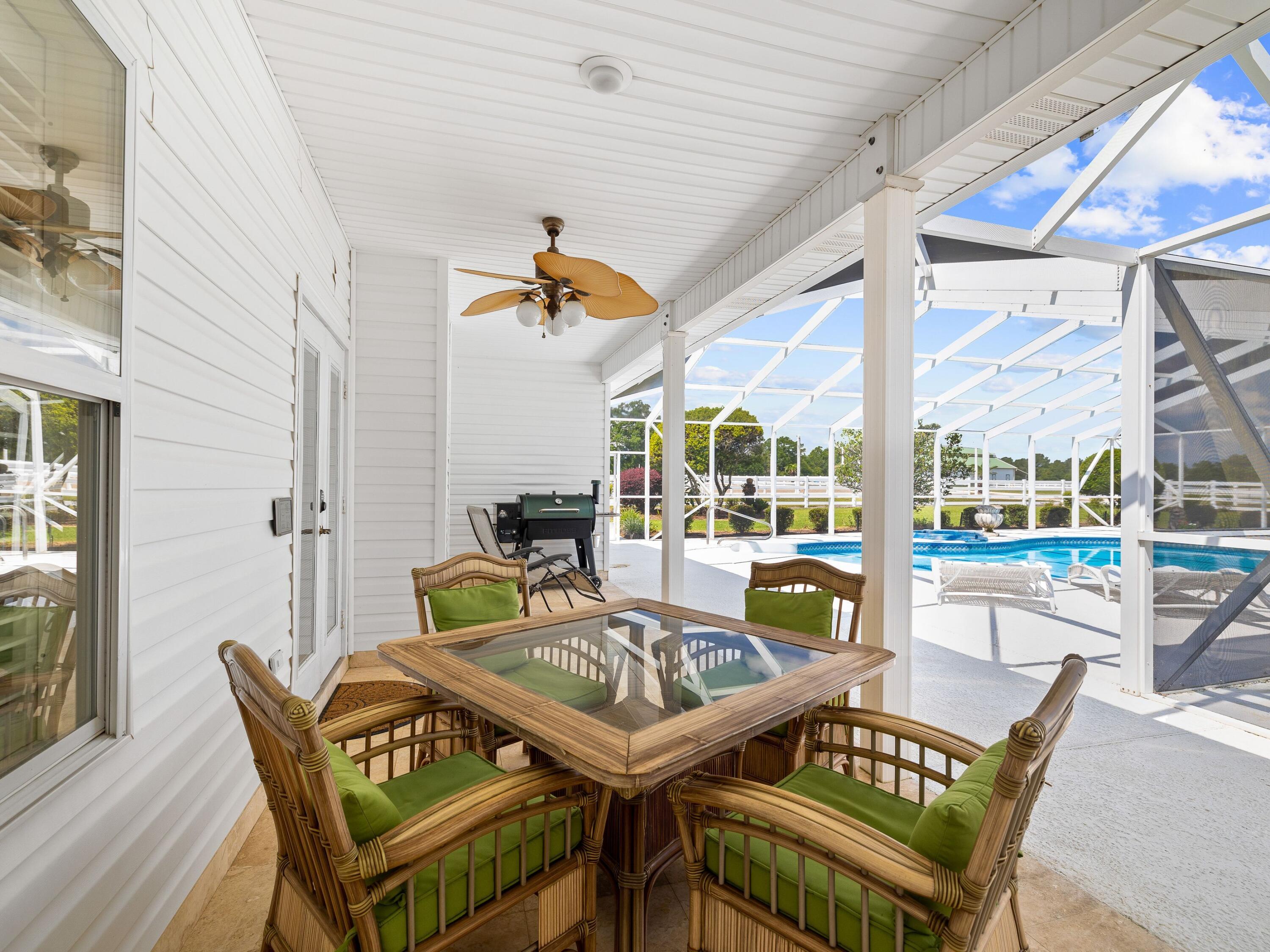 5676 W State Highway 2, DeFuniak Springs