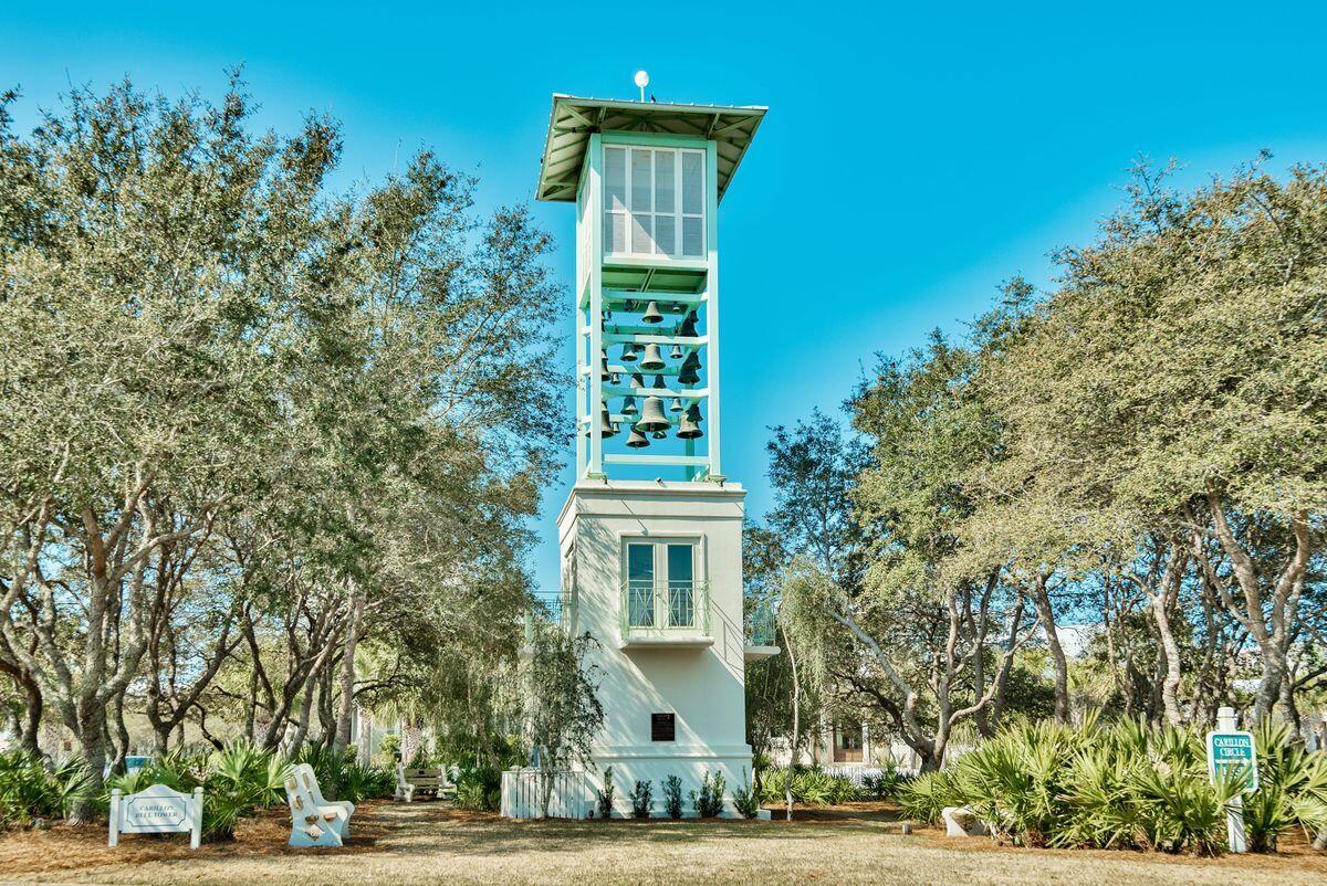 114 Carillon Market Street, 209